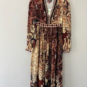 Elegant Paisley Print Dress